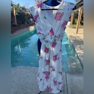 Chelsea & Violet Size M Romantic Garden dress